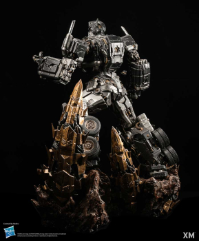 XM Studios Nemesis Prime